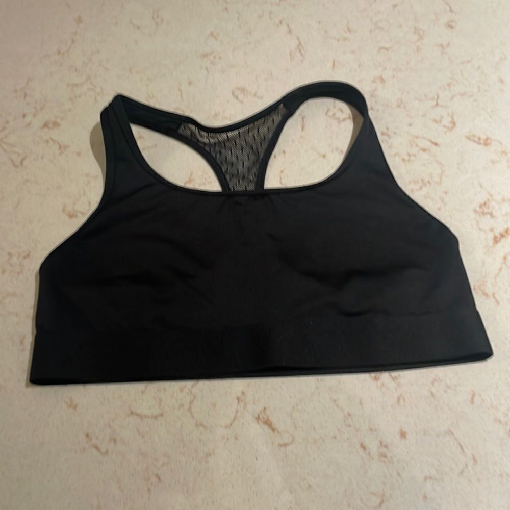 Victoria Sport mesh racerback sports bra SZ medium